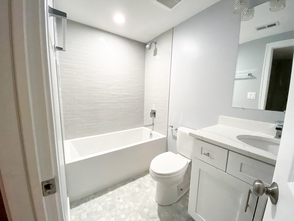 1832 N. Orleans St. 1832 N. Orleans St., Chicago, IL 60613 Old Town Triangle - Leasing by Cross Street